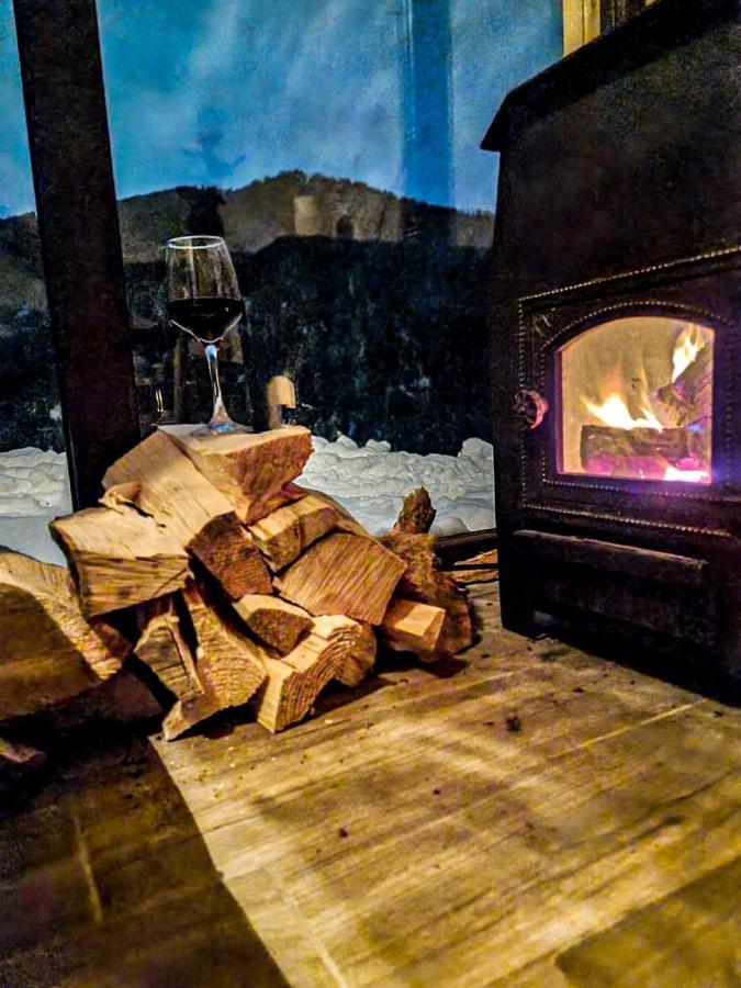 Mitarbi Silence - Cozy Holiday Cottages In Mountains بورجومي المظهر الخارجي الصورة