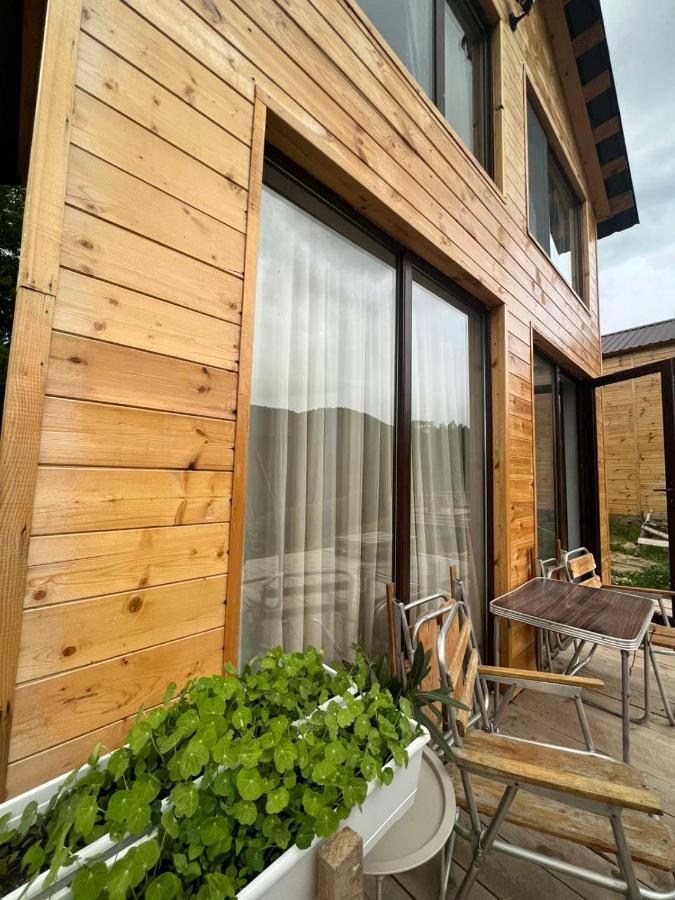 Mitarbi Silence - Cozy Holiday Cottages In Mountains بورجومي المظهر الخارجي الصورة