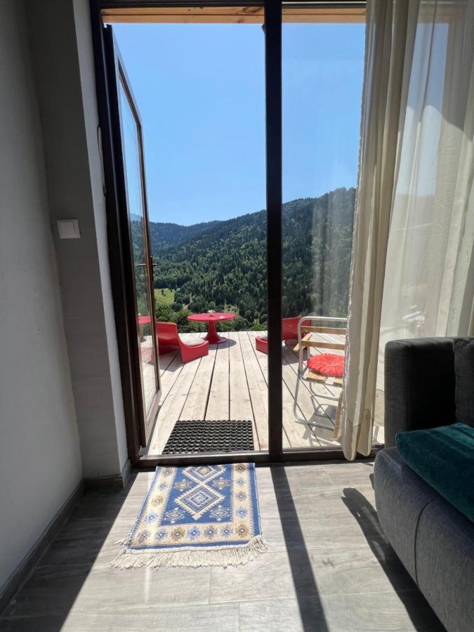 Mitarbi Silence - Cozy Holiday Cottages In Mountains بورجومي المظهر الخارجي الصورة