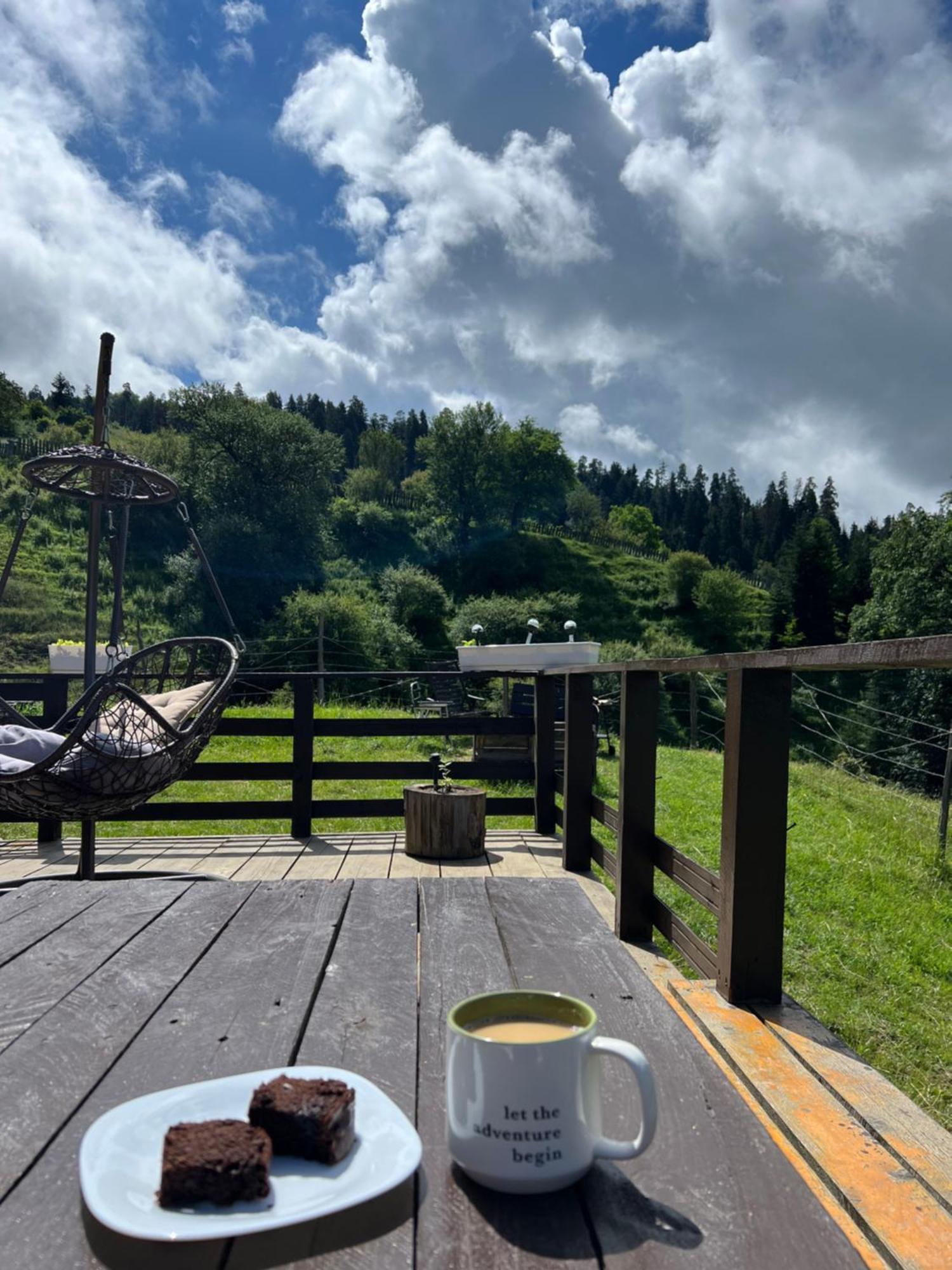Mitarbi Silence - Cozy Holiday Cottages In Mountains بورجومي المظهر الخارجي الصورة